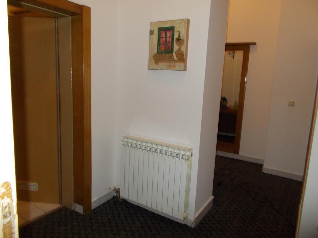 Studio Apartments "Chess Club Bosna" Sarajevo Exterior photo